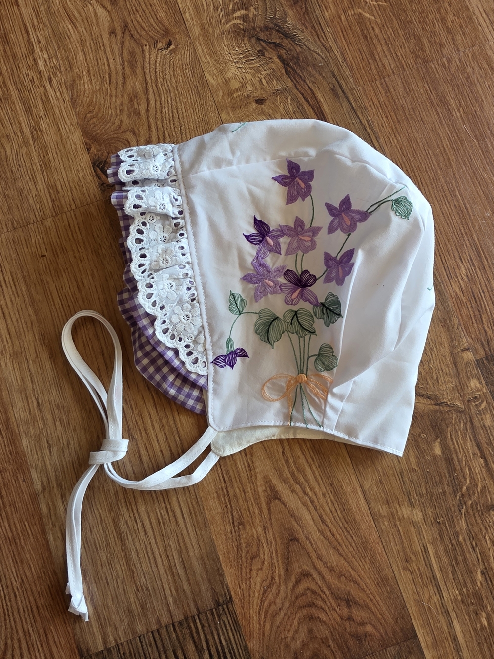 Sweet As April - Ruffle Brim Bomnet